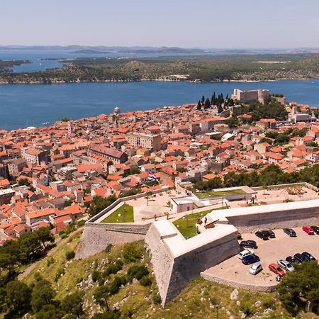 House Srima-Vodice Dalmatiaヴィラ エクステリア 写真
