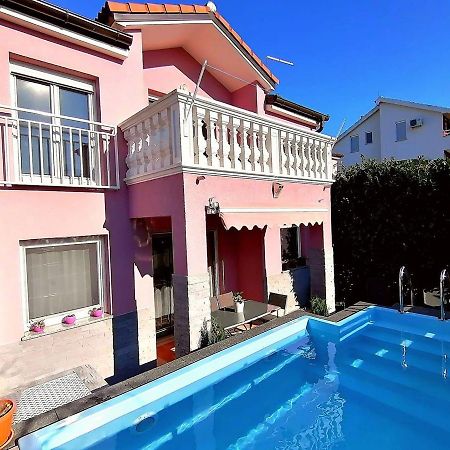 House Srima-Vodice Dalmatiaヴィラ エクステリア 写真
