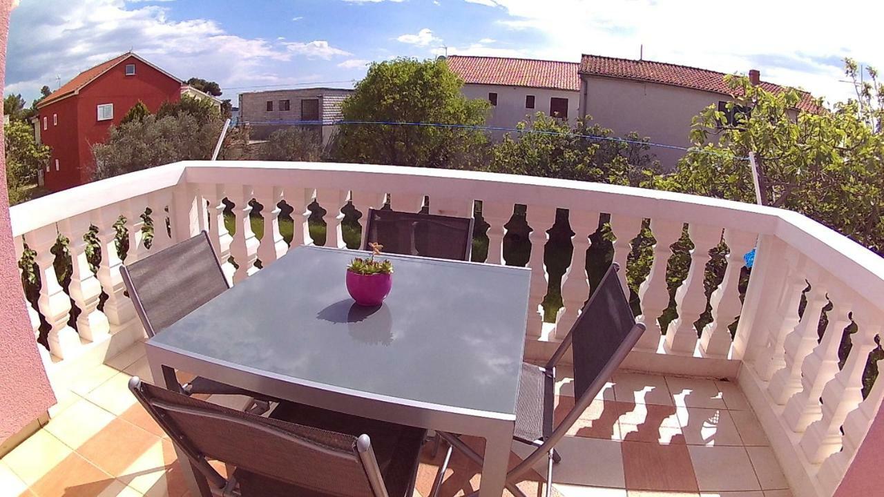 House Srima-Vodice Dalmatiaヴィラ エクステリア 写真