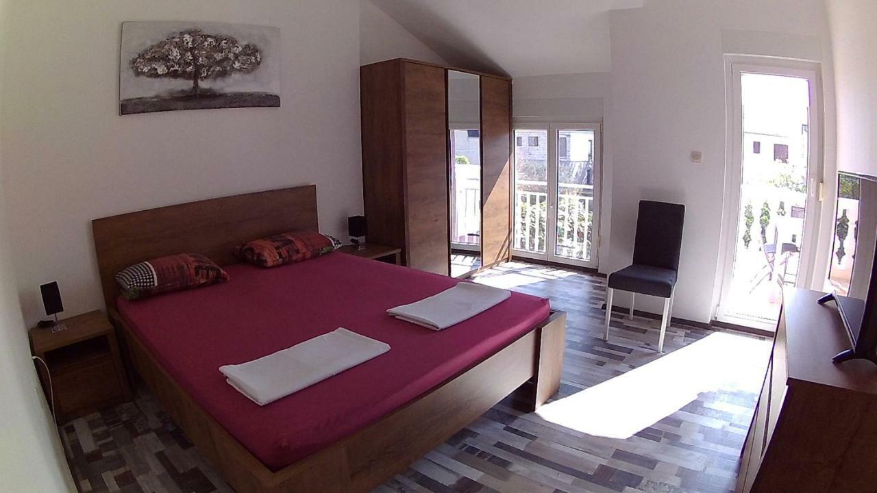 House Srima-Vodice Dalmatiaヴィラ エクステリア 写真
