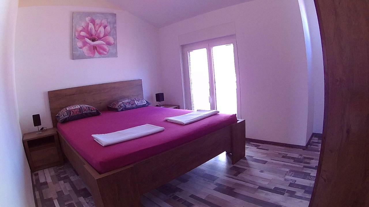 House Srima-Vodice Dalmatiaヴィラ エクステリア 写真