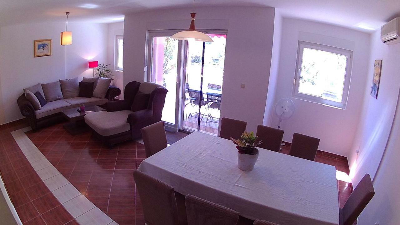 House Srima-Vodice Dalmatiaヴィラ エクステリア 写真