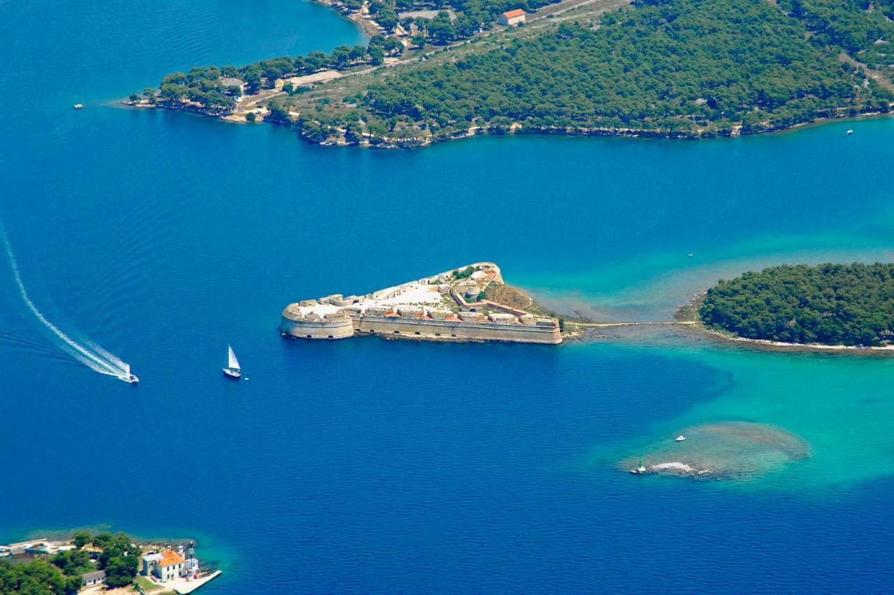 House Srima-Vodice Dalmatiaヴィラ エクステリア 写真